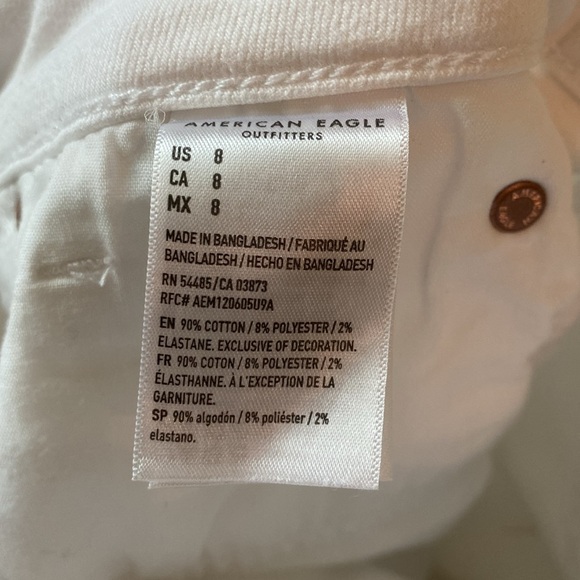 American Eagle Stretch White Distressed Jean Shorts 8 - Picture 5 of 5